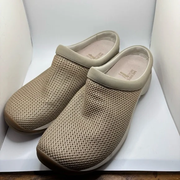 Merrell | Shoes | Merrell Encore Breeze 2 Tan Beige Slipons  display picture 1